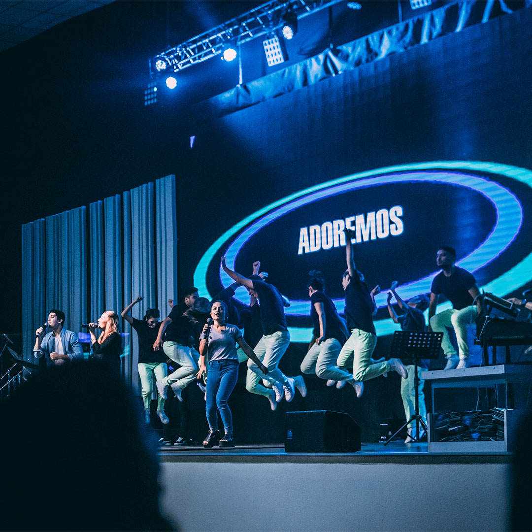 NX_dancing's tweet photo. ▪J Ó V E N E S▪
¡Que gran sábado vivimos! En el marco de "La fiesta de los GC" pudimos disfrutar de una hermosa reunión, celebrando a Jesús.
¡Damos gracias a Dios por todo lo vivido!
#NxAlaba https://t.co/0jCZ2kSP46