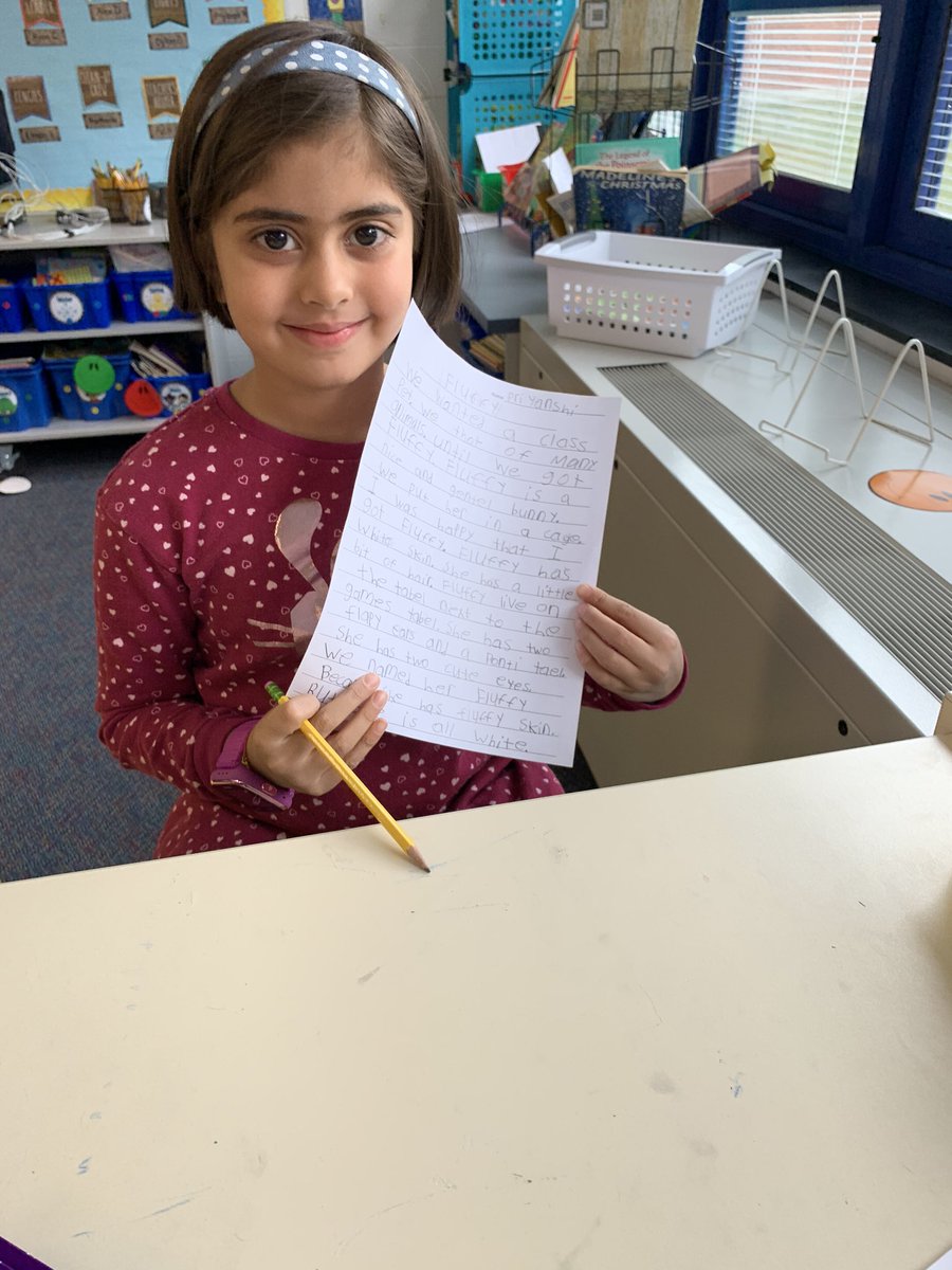 1mrsbedingfield's tweet image. SO EXCITING, WE’RE GETTING A CLASS PET...a chicken...well at least during writer’s workshop @CollabClassroom time we are😉! It was fun choosing our pets, real or fantasy! So many details! #IvyHillLeague #BeYouIvy ✏️ #usingourimagination