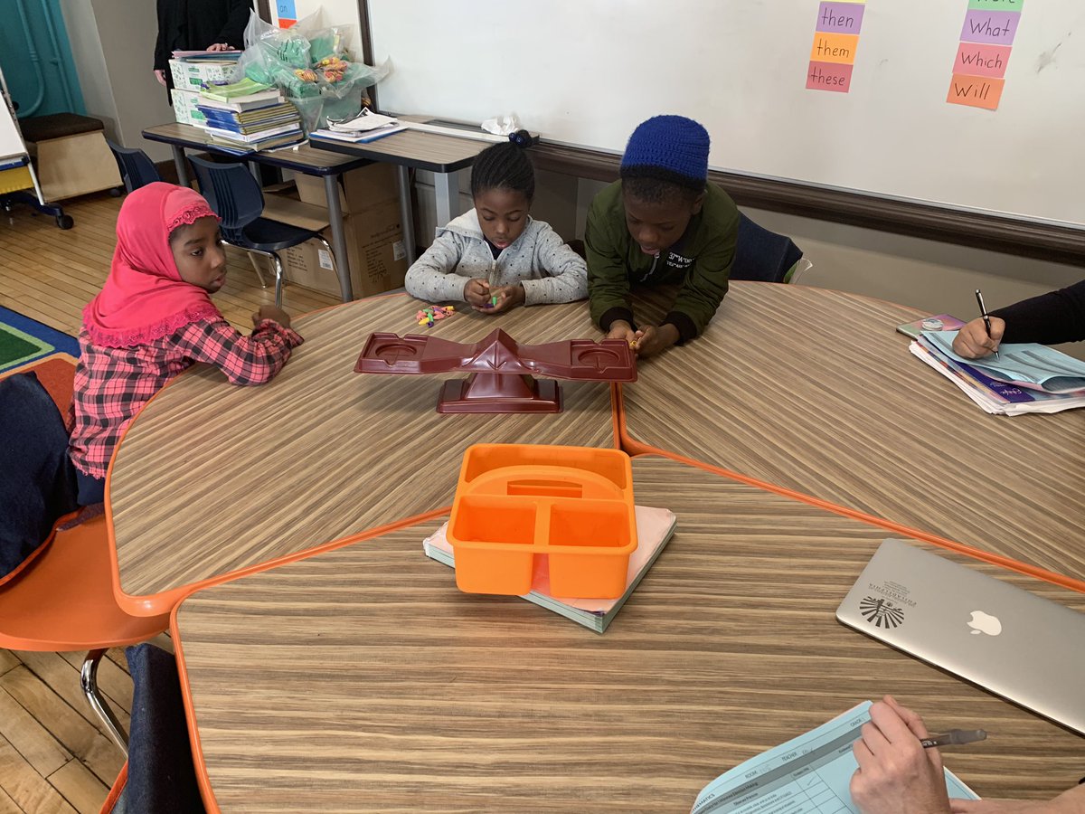 SDPAcceleration's tweet photo. BRYANT teachers and students are using manipulative to engage students concretely and build conceptual understanding! #beproficient #acceleratewithus @PHLschools https://t.co/psnLosiSnA