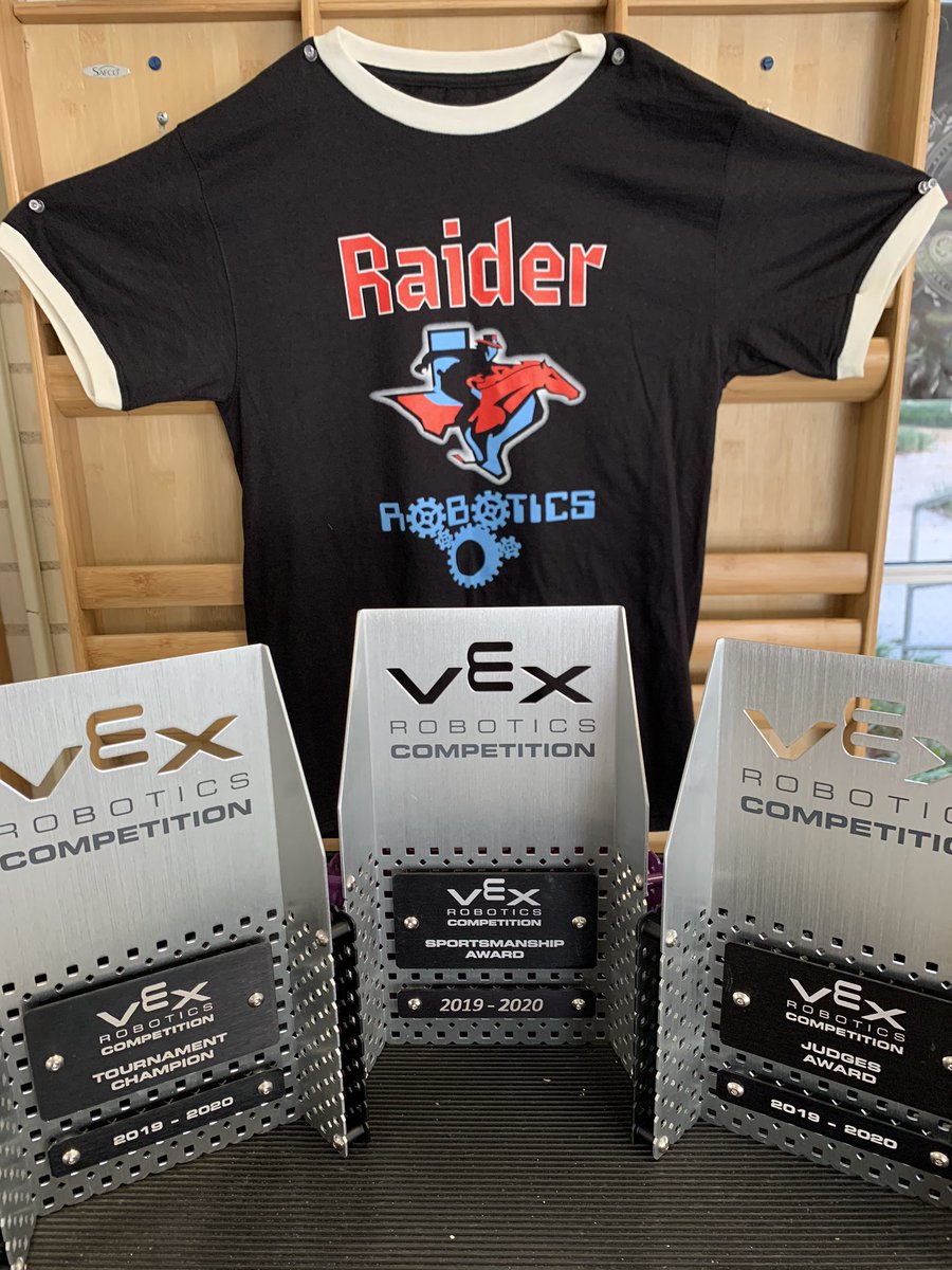 raiderobotics's tweet photo. @Skyline_Raiders #CSHS #CSEdWeek 2019 with @csteachersorg @girlswhocode_hc @SkylineGWC @TSAskyline @mrmac_cs_shs @Morgansmathlete @mysteriouslibr @DISDSTEMedtech https://t.co/17B5DZvOWP