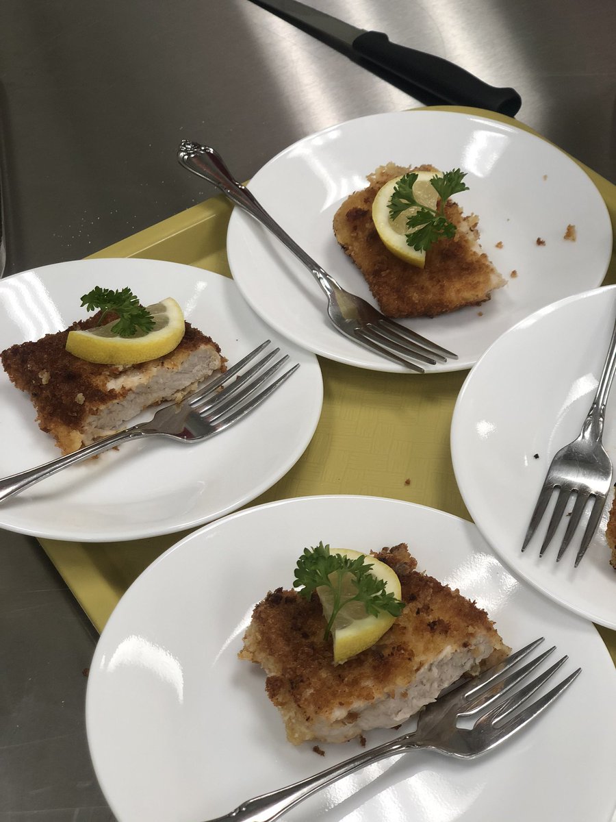 Litzsinger_FACS's tweet photo. International Foods Top Chef Competition. They did fantastic and went above and beyond! #FACSisfun https://t.co/xDGw7PIaXA