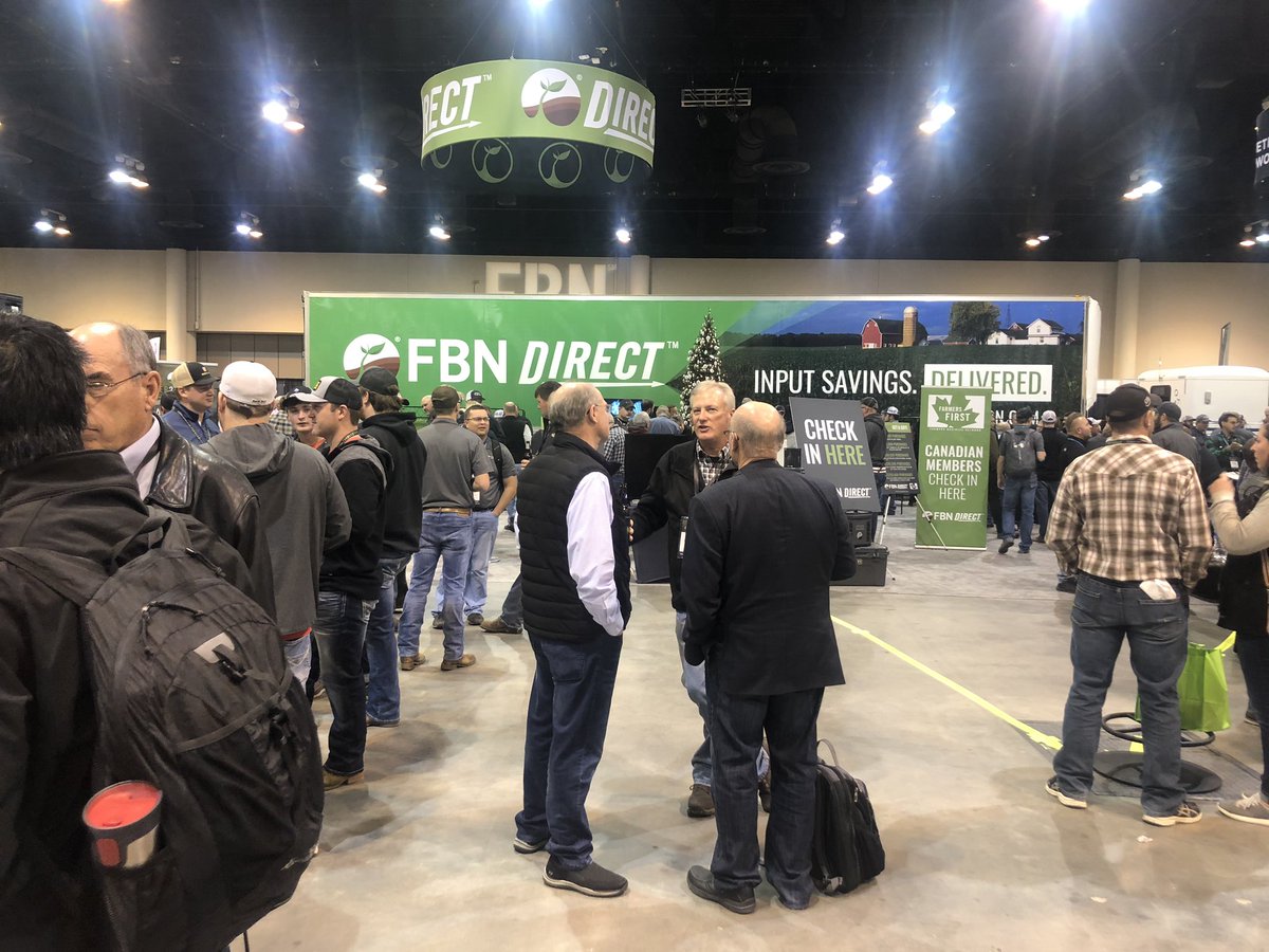MrsMacAcres's tweet photo. Happy Hour FBN style!!! @FBNFarmers @FBNFarmersCAN #farmersfirst #F2F19 https://t.co/fQeJVPZvqM