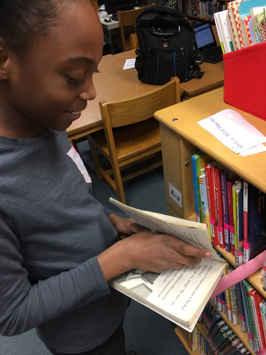 HannahHassemer's tweet photo. It’s a busy time of year, but we took a moment to #PressPause on our schoolwork to spread cheer - #kindmarks are hidden in our Shepard school library books! #shepardshines @SHEMediaCenter https://t.co/sCUXZQJvZn