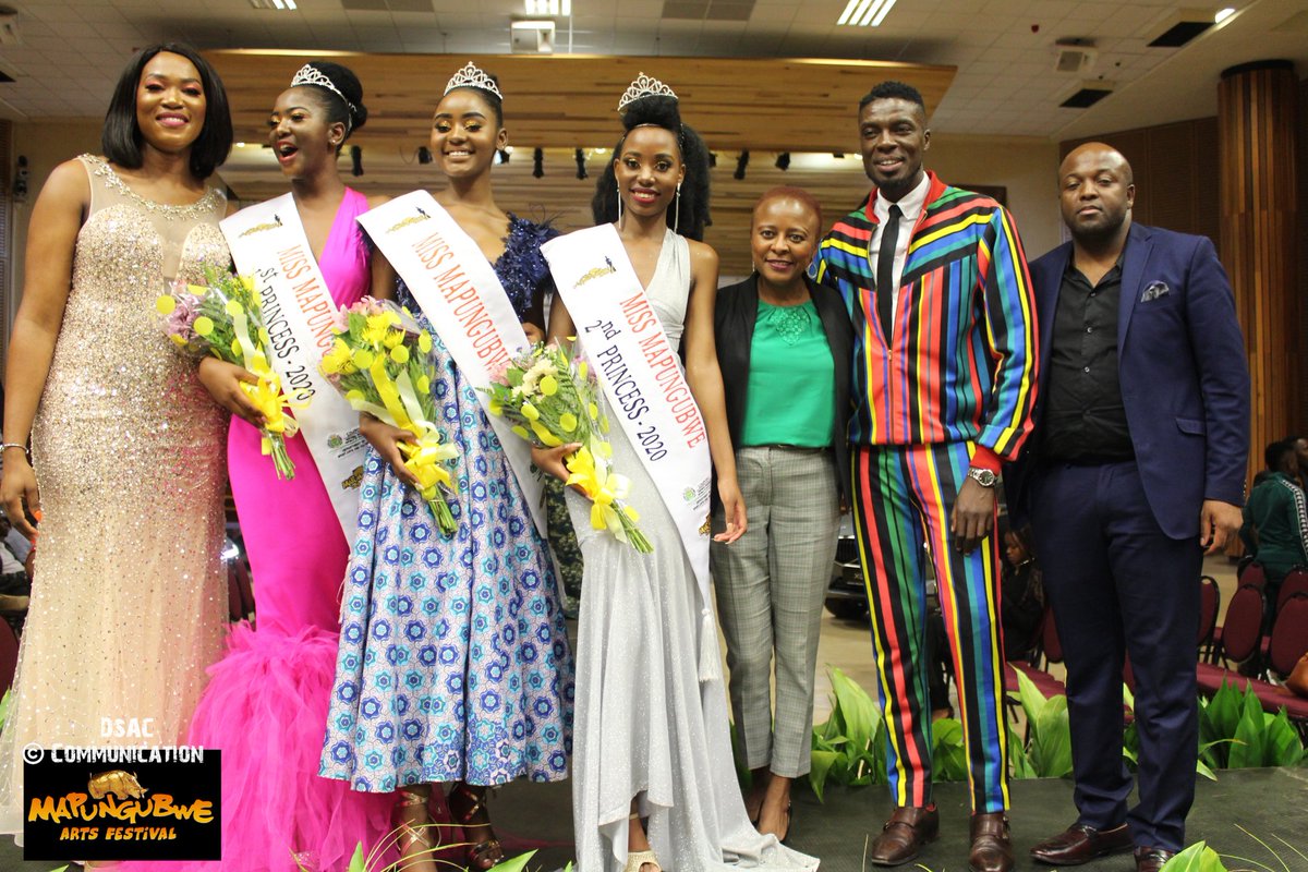 DSACLIMPOPO's tweet photo. Congratulations to Ofentse Maela from Capricorn District for winning the 2019/2020 @mapungubwe19 Pageant, Selaelo Mahasha 1st Princess and Cynthia Kgare 2nd Princess.
@sontondlovu
@golimpopo
@OtpLimpopo
@mapungubwe2019
@aaronmoloisi
#Mapungubweartsfestival2019
#MACF2019 https://t.co/iiJHUstaVC