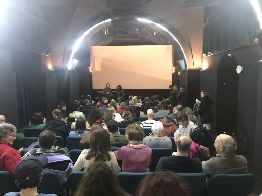 🔥 Así ha estado la Filmoteca de Extremadura con  ‘Lo que arde’, de Oliver Laxe.  Una delicia ver esta película en pantalla grande.