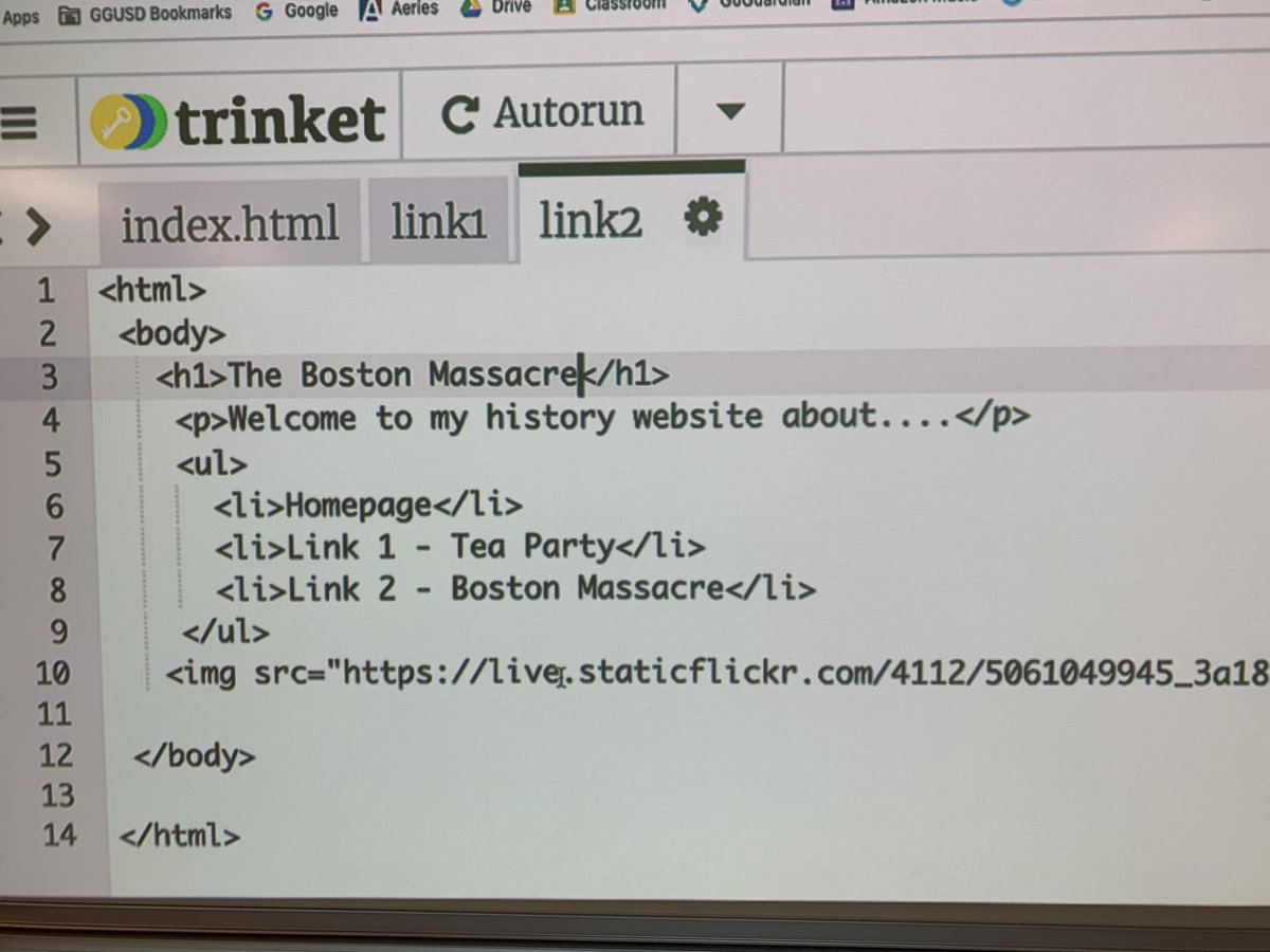 fitzfalcons's tweet photo. Computer Science at Fitz #CSforGood Learning the language of coding. https://t.co/M6HO4vCkop