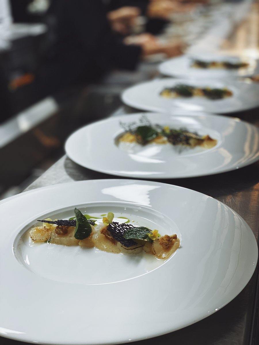 Our Sydney campus recently hosted VET Hospitality teachers for an industry immersion experience organised in consultation with the NSW Department of Education. 
During the training, participants learned about emerging trends in tea mixology, molecular gastronomy and more!