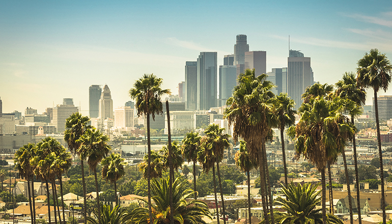 CRGroup7's tweet photo. Guess which U.S. city is most likely to book a #fitness class at 7:30 am or earlier. Check out these fitness class trends by city. https://t.co/CfWlxPF8kD https://t.co/1K5MCRVOxK