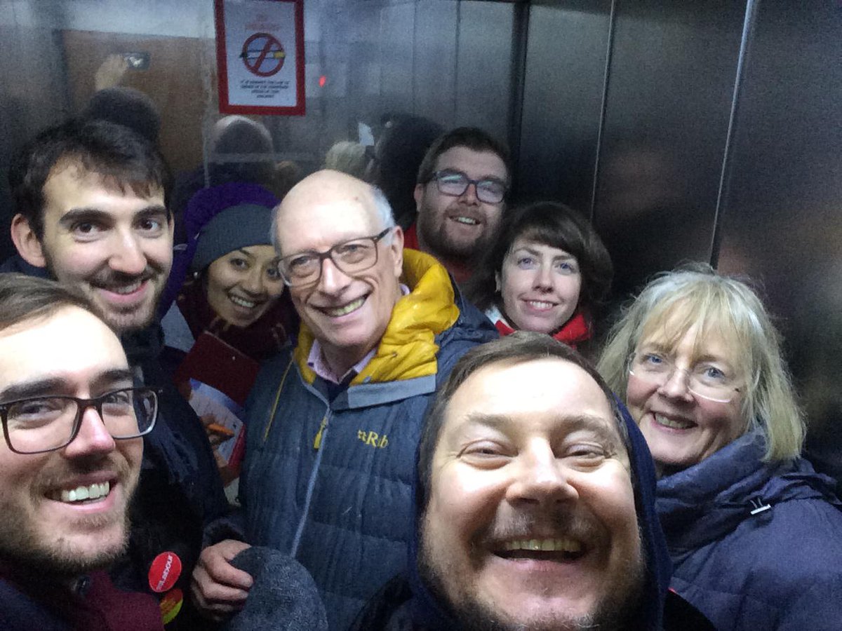 MindaBL's tweet photo. 19:00 - 3 groups sent out for the last push, getting sent cute doorstep selfies from our phenomenal team 😍 you are the best ❤️🌹 Loving @HighburyWestLP 💪✌️
19:30 - I ACTUALLY NEED GO & VOTE MYSELF. Off to collect the fam 😳🏃🏻♀️#FamiliesWhoVoteTogetherStayTogether #VoteLabourNow https://t.co/o3ZhONYpnW