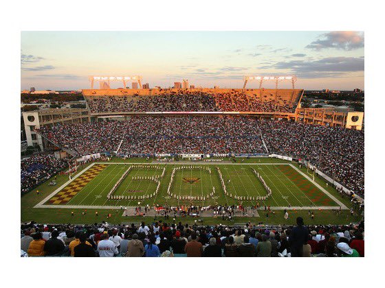 KLGJr13's tweet photo. I will like to announce I have received another division 1 offer from Bethune cookman university. #GoWILDCATS🐾#FloridaBall @Lawalmccray70 @TheRVASportsNet @804Varsity @804football @HuguenotHSfb https://t.co/NBSSjMwRcx