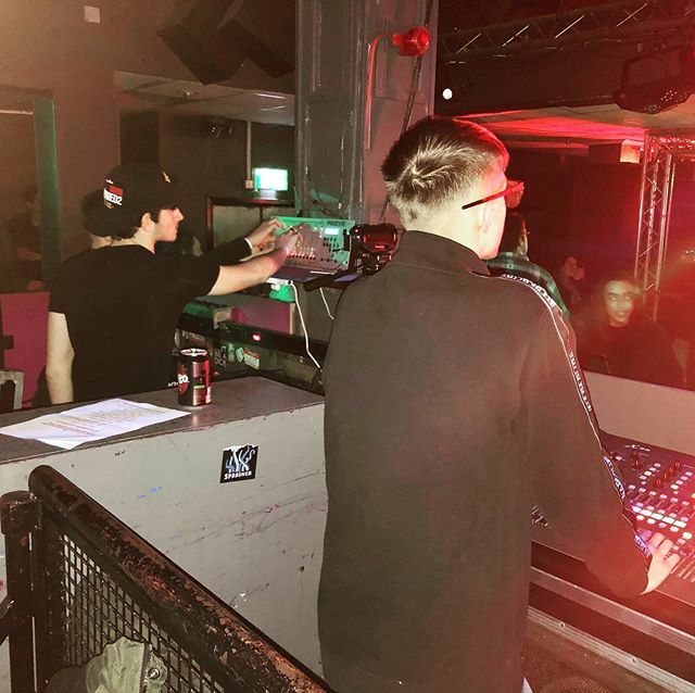 NCS Music (@ncsmusicteam) on Twitter photo Great to have some of our <a href="/ualawardingbody/">UAL Awarding Body</a> Level 3 Music Production students running the sound and lighting at <a href="/metpeterborough/">Met Lounge PE1 1HA</a> on Tuesday night #musicproduction #localmusic ift.tt/35igs59 Great to have some of our <a href="/ualawardingbody/">UAL Awarding Body</a> Level 3 Music Production students running the sound and lighting at <a href="/metpeterborough/">Met Lounge PE1 1HA</a> on Tuesday night #musicproduction #localmusic ift.tt/35igs59