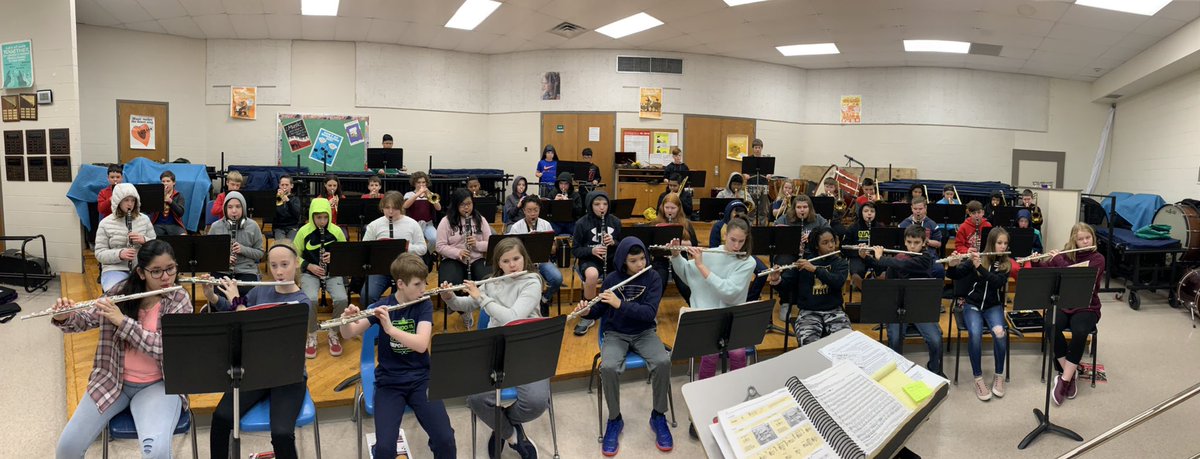 The two sections of 6th grade band rehearsed as one today! 50 kids in the beginning band! Come hear the progress they’ve made this Saturday December 14 at 3:00pm in the high school performance center. See you there! #bandconcert