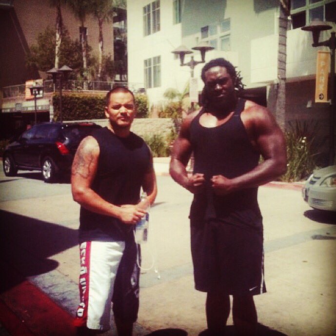 RONNIEoprepo's tweet photo. #tbt 🎞 , Happy Birthday to my man #carloslopezjr . Would have been 37 today. 😔 #ThursdayThoughts https://t.co/DjFmHdEkyb