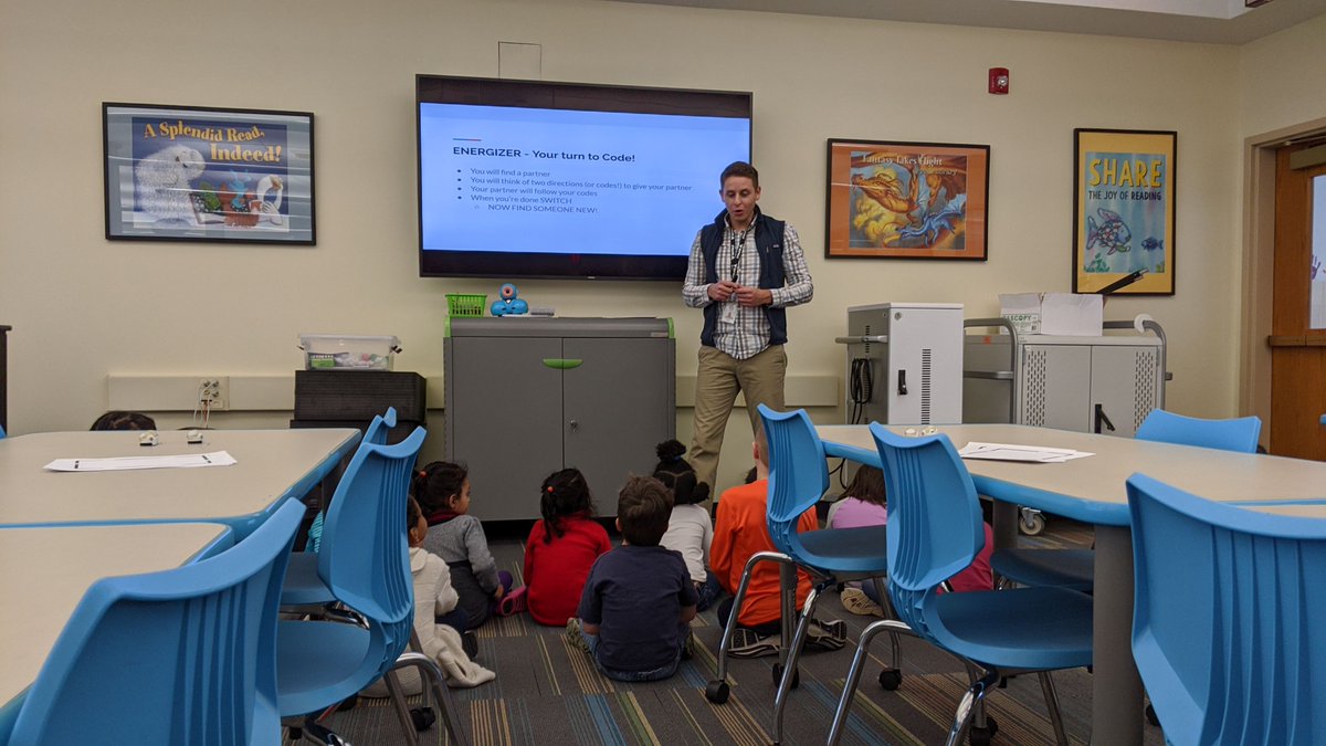 WindermereBlvd's tweet image. Easing into the concept of coding with kindergarten classes for Computer Science Week's Hour of Code. Librarian Mr. Moser has students practice coding by giving a "code" to their partner to jump, spin, or take a step forward. #beyondhourofcode