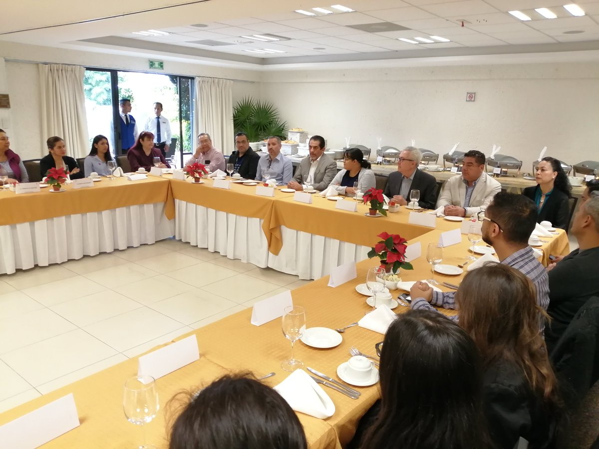 CantuCuevas's tweet photo. #Agenda Hoy culminó la última etapa para acreditar ante la Dirección General de Calidad y Educación en Salud (#DGCES) unidades médicas, de @MorelosSalud. Seguiremos trabajando para la mejora de los centros de salud y hospitales de #Morelos. https://t.co/pfkyzRVxfS