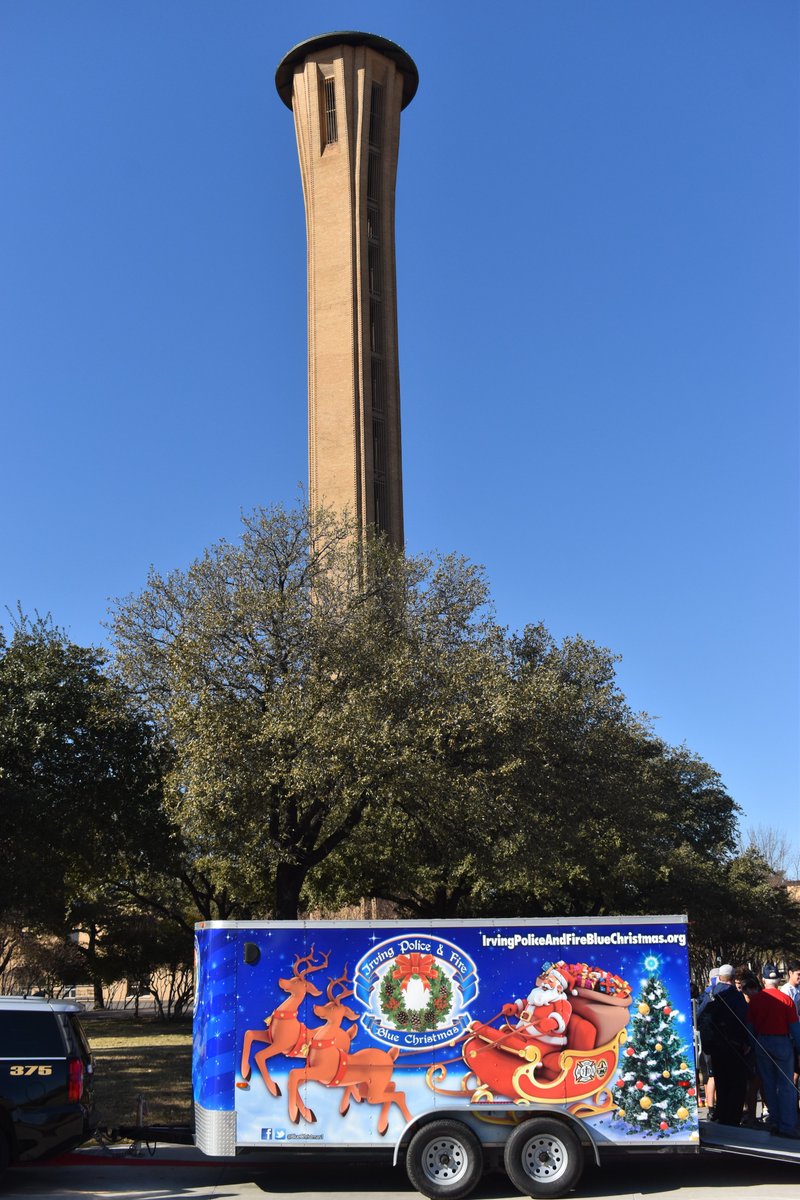 UDallasSports's tweet photo. Our 2nd annual @BlueChristmas1 was a success today! The #UDCrusaders are happy to support and thank you for coming to our campus!
#WeAreUD #SCAC #NCAAD3 #UDallas #UDCommunity https://t.co/Qqg03qU02C