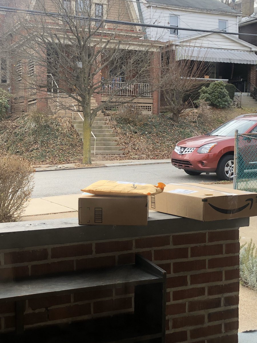 LauraRunnels's tweet photo. Hey @amazon @USPS @UPS @FedEx can y’all please tell your delivery people NOT to leave packages on a porch ledge? Would it really be that much more effort to place them out of sight? #packagetheft #deliverydriver https://t.co/oSe0ON1ndL