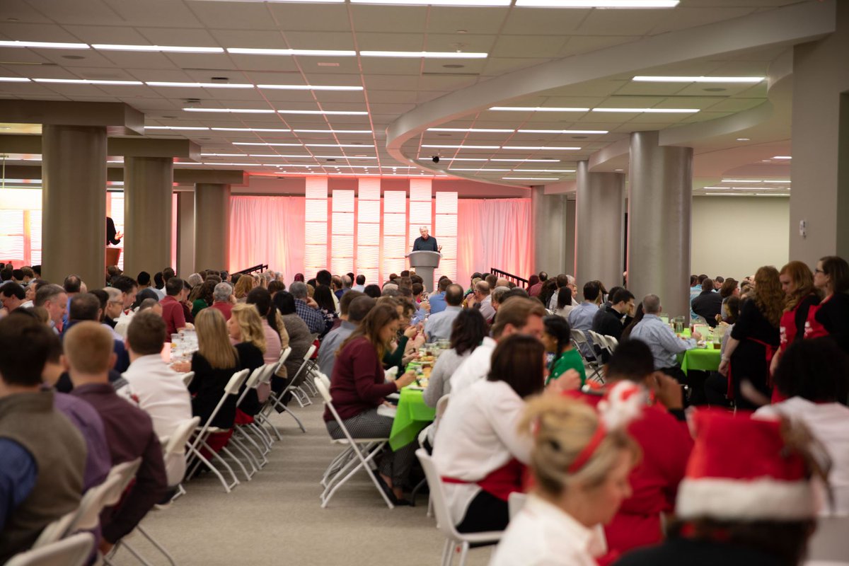 LifeAtKoch's tweet photo. Every year, our employees come together to celebrate the holidays.

One of our favorite events is the holiday lunch at our Wichita headquarters. It's a great opportunity to thank employees for creating value and their ongoing commitment all year long. https://t.co/3573TbIYOG