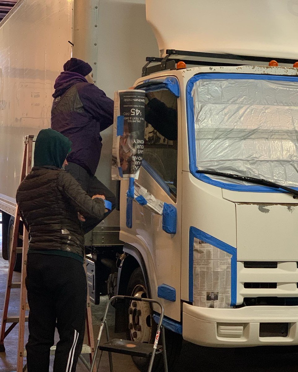HopeVibesCLT's tweet photo. This week is very special for the #HopeTank! We are hanging out at the @theCocoonCLT for the next few days as local artists @BellaPhame #PaintTheTank 😲😲😲! I can’t believe this happening! Shout out to @samguzzie & the @Brandthemoth fam for hosting us here! Wow!
#GiveHopeDaily https://t.co/sfsFrBCsBb