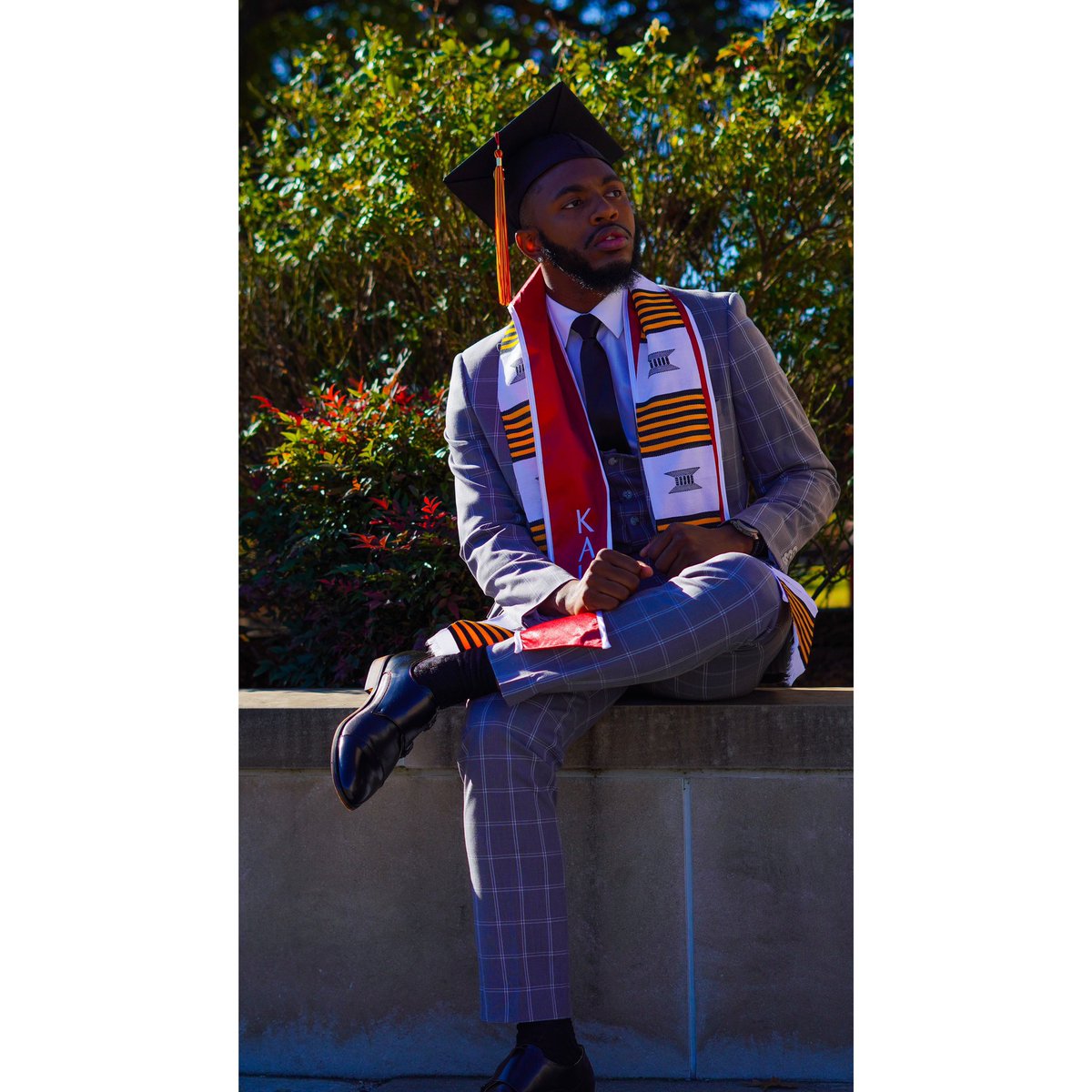 _ndsimmo's tweet image. I graduate College tomorrow @pittstate  thank you I’m out!! 🙏🏾😈
