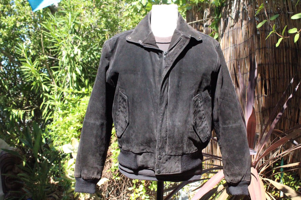 WestValleyForge's tweet photo. Enjoy the #leatherweather with one of our #vintage #wilsons #leatherjacket THIS &amp; NEXT WEEKEND @grandcentralmarketla @artistsandfleas 11-6 &amp; online https://t.co/pFnkhUbGOI #afmaker #artistsandfleas #dtla #la #leatherjacket #womensfashion #mensfashion #leatherfashion #womensstyle https://t.co/tQKT4Tz37w
