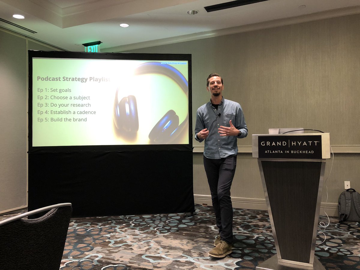 embrooksy8's tweet photo. 🔑 takeaways when considering podcasting in a saturated market:

🎧 clear goals: not metrics but organisation goals
🎧 NOT just audio production -think visual 
🎧 production quality now 🔥 
🎧 what listeners want to hear 
🎧 set a realistic cadence 
🎧 SEO matters 

#CASEPP #hesm https://t.co/RBT5FogKan