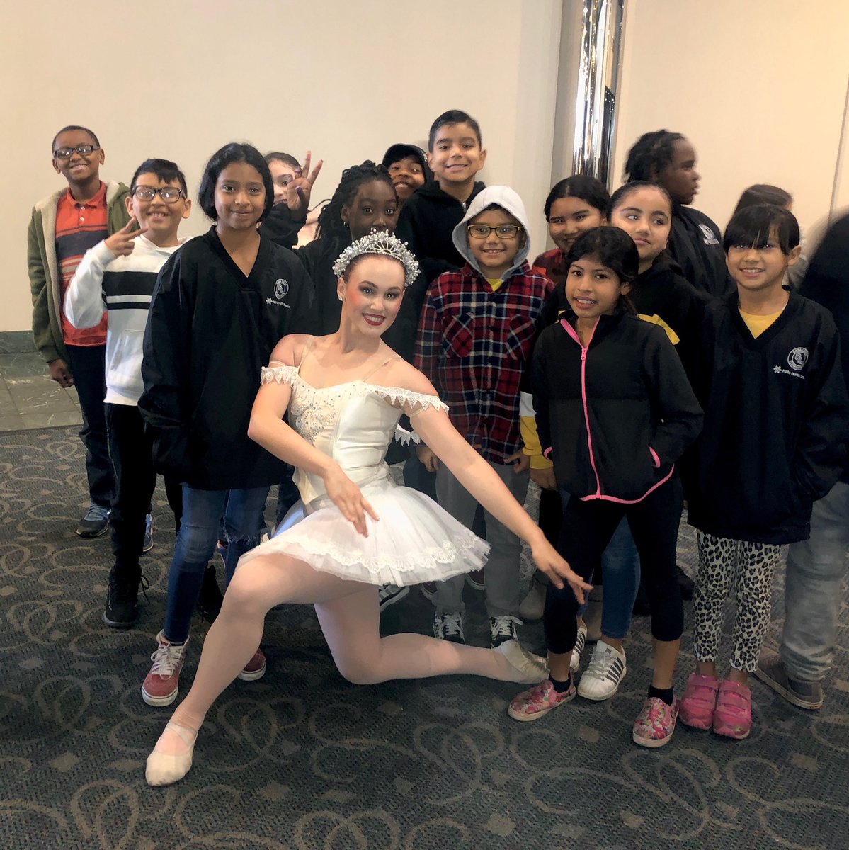 CasaLomaBCSD's tweet photo. Our Comets enjoyed the Nutcracker Ballet! #teamCasaLoma #teamBCSD https://t.co/mJm3UqMaHp