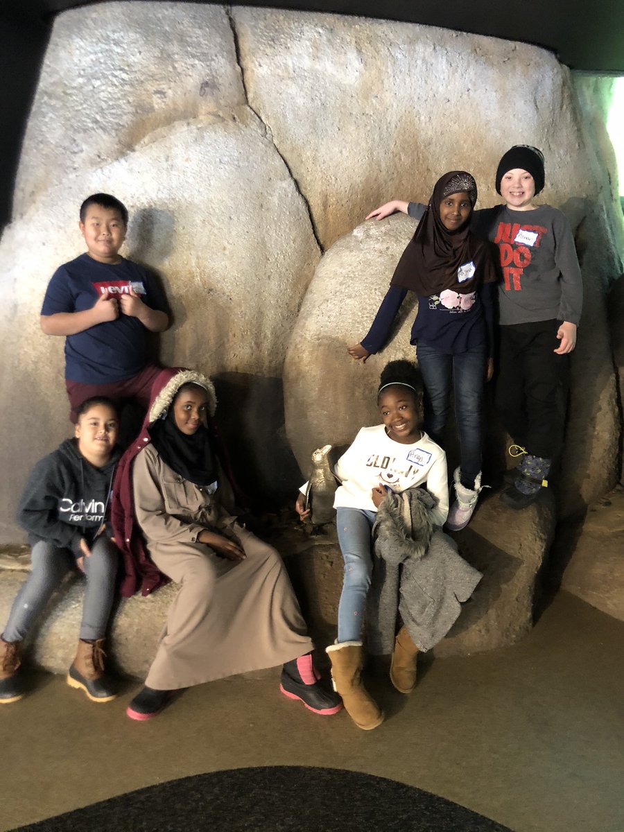 SLBogdanovich's tweet photo. Annual 5th grade MN Zoo field trip 😊 #pltweets https://t.co/C37yWCZo3g