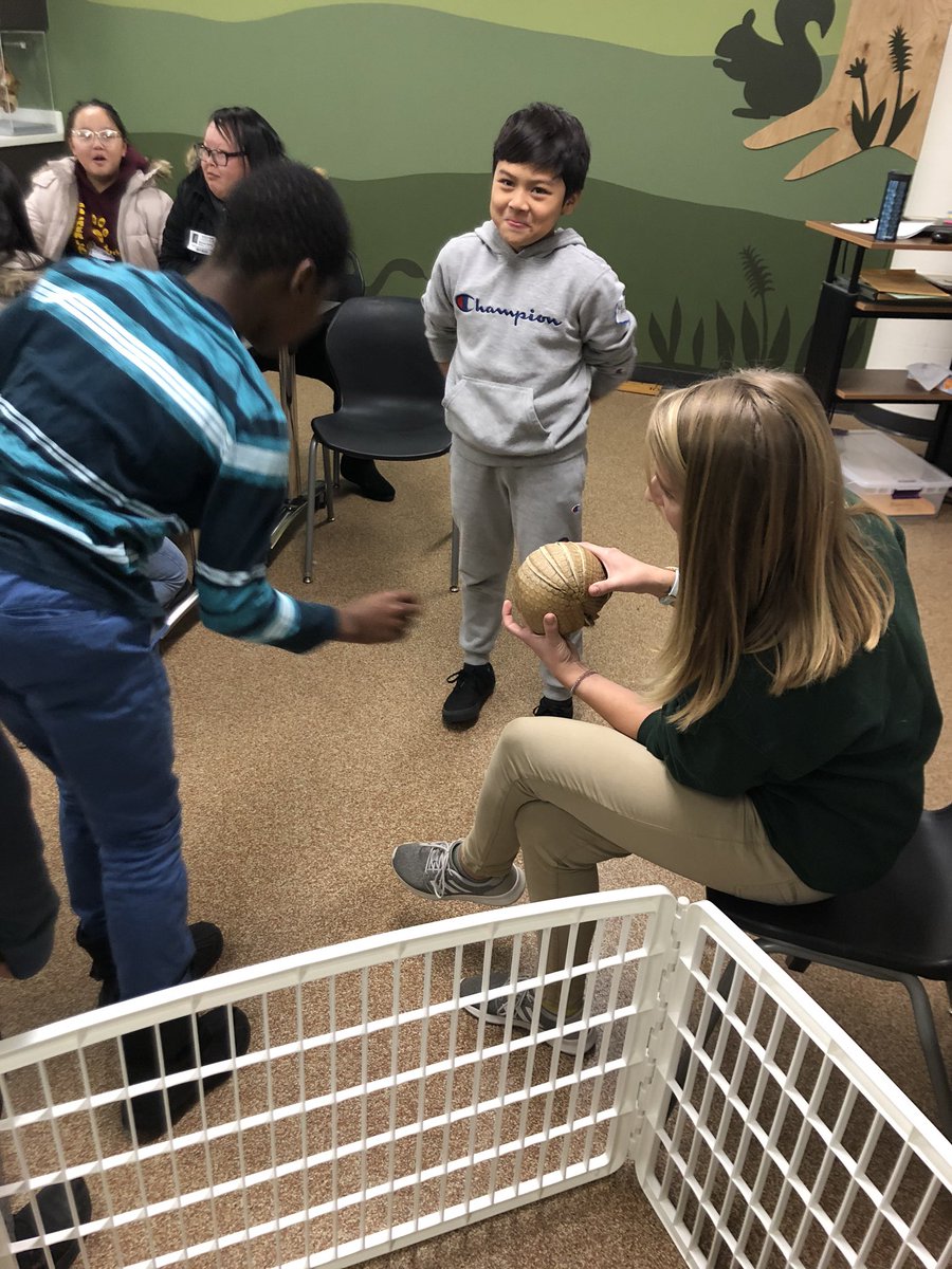 SLBogdanovich's tweet photo. Annual 5th grade MN Zoo field trip 😊 #pltweets https://t.co/C37yWCZo3g