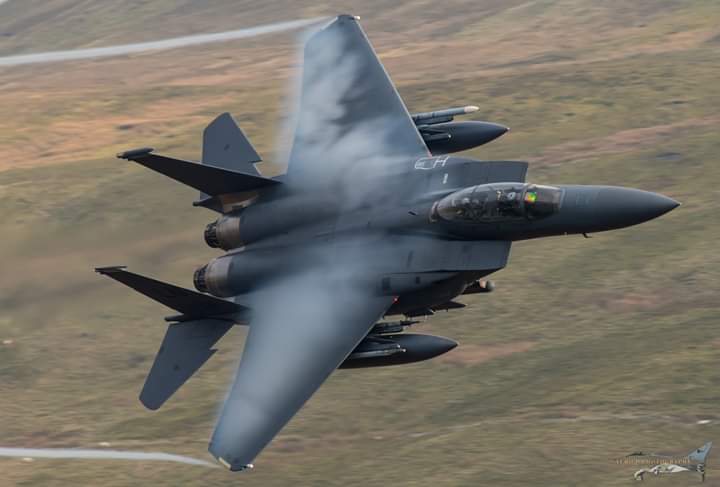 AeroDPhotograph's tweet photo. Fluffy!
@TheMachLoop @MachLoopUK @RAFLakenheath1 @48FighterWing #Aircraft #lakenheath #avgrl #Aviation #aviationphotography #military #f15 #Machloop #loveforlakenheath #USAF #WeAreLiberty https://t.co/5a0G3KUbzo