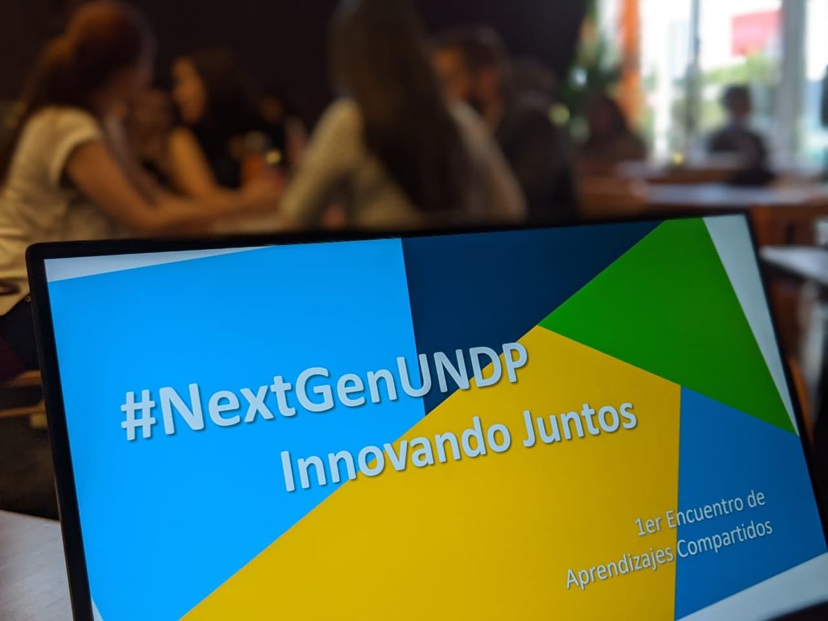 PNUDPARAGUAY's tweet photo. Estamos compartiendo colectivamente nuestras historias y aprendiendo sobre herramientas y procesos de innovación para agilizar el logro de los #ODS y no dejar a nadie atrás!
Primer encuentro de aprendizajes #InnovandoJuntos de nuestra oficina País! 🇵🇾🙌🏼👏🏼 #Acclabs #Agenda2030 https://t.co/J3xDewieLW