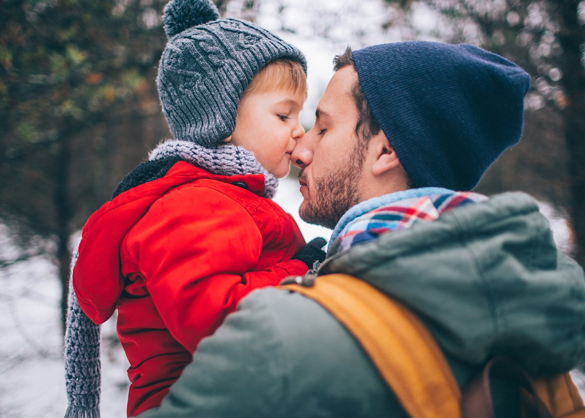 cancersociety's tweet image. Turn to us this #holidayseason for:
• Information and support 💛 
• Recipes to help you eat well 🍴 
• Meaningful #giftideas 🎁
• And more!
We're here for you. Learn more and RT to let others know: bit.ly/34h9NqH