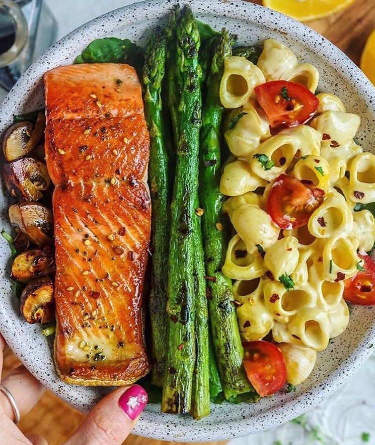 JustinK31659565's tweet photo. Did somebody say crispy #salmon? Well #EliteDelivery can deliver some straight to you. #FoodDelivery #FoodDeliveryService #HomeFoodDelivery #FastFoodDelivery #Food #foodgasm #Thursday   #fastfood #foodporn. https://t.co/DQrmdHcH9C