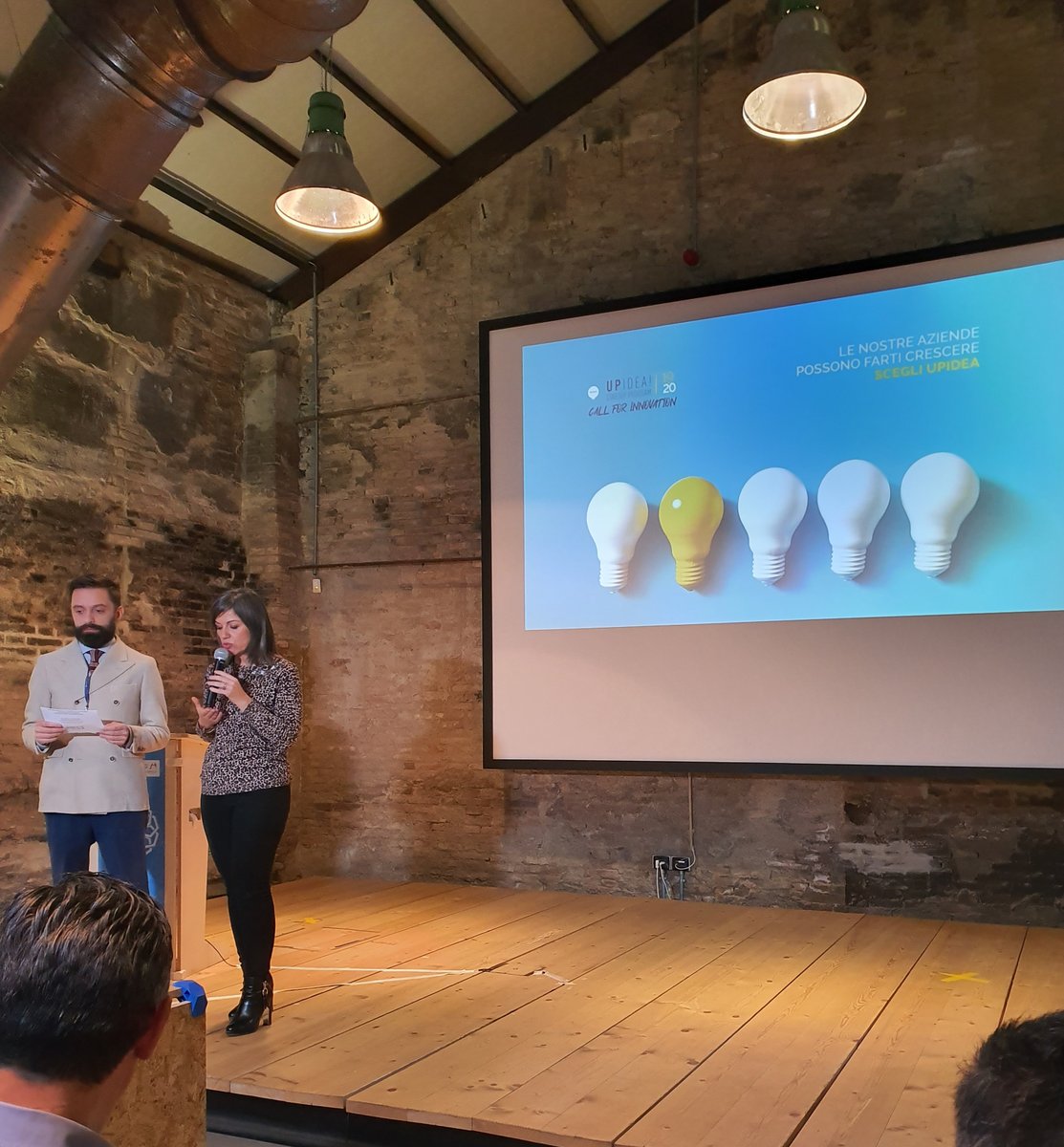 squiseat_'s tweet photo. 📍 Conclusa la prima fase di @UpideaP, programma di accelerazione di #startup organizzato da @UnindustriaRE e @LUISSEnLabs al @Rei_innova!⁣
👨‍💼 Presentato @squiseat_ ad @5anatre, il #managingDirector di @luissenlabs, ricevendo apprezzamenti e critiche costruttive!
#SquisEat #Lean https://t.co/m3zs6XTfGv