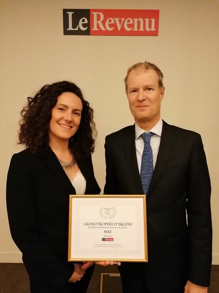 suez's tweet photo. 🏆#SUEZ has won the Shareholder Relations Trophy of SBF 120 by @Le_Revenu that rewards the company for its continuous relationship towards individual shareholders. 👏 https://t.co/LVUW4UYRzx