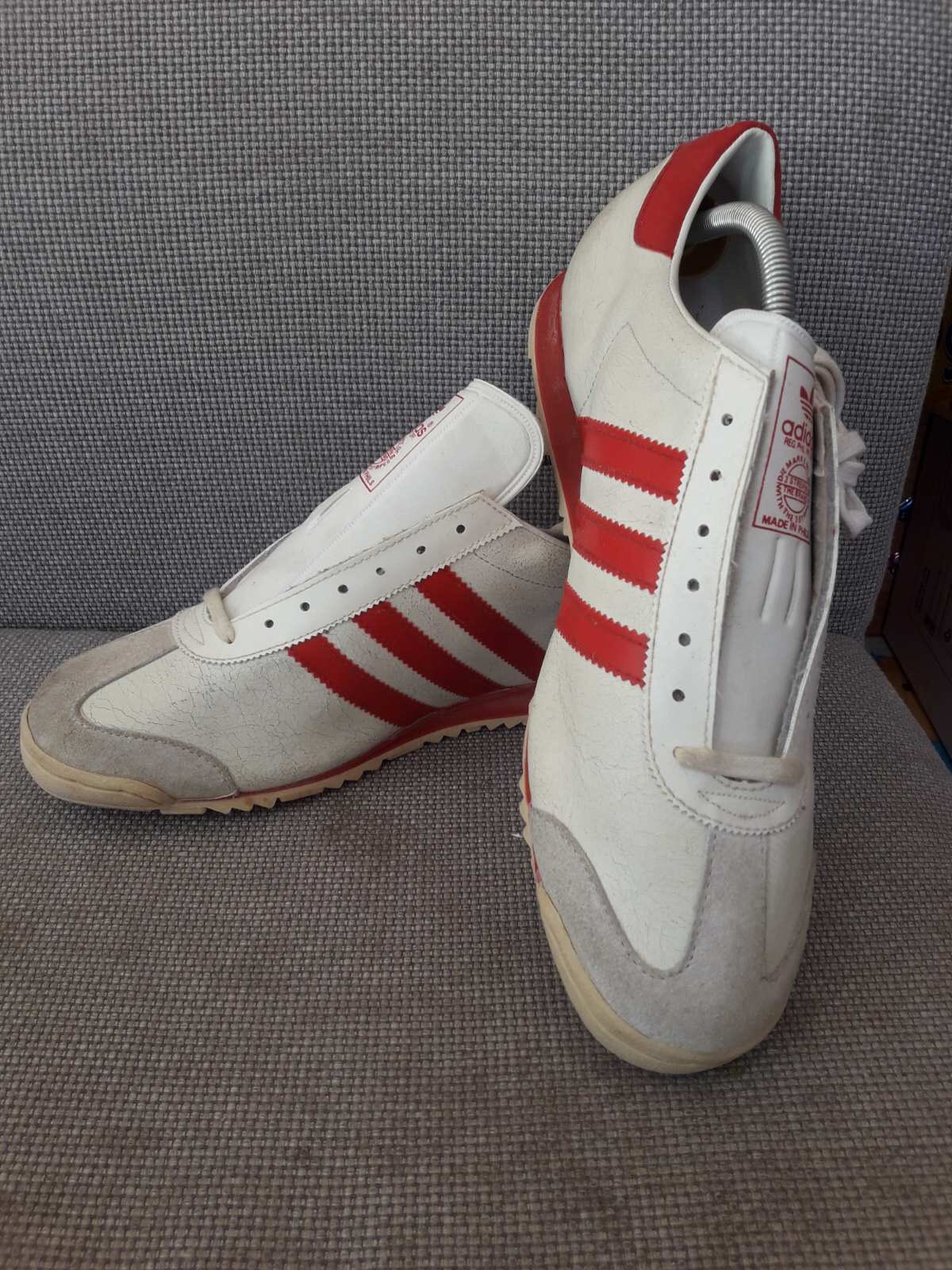 Paul Bryson on Twitter: "Adidas Vienna UK10 Made in Philippines 1996 Brand new ... unworn Cracking to the but fully wearable ... mink oil will help soften the leather and