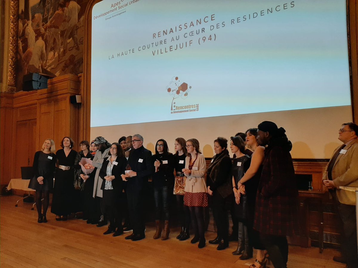 🏆 6 projets accompagnés par #Seqens primés au concours des Rencontres du développement social 👏 Lutte contre le cancer, accès au numérique, haute couture, ateliers mécaniques, cuisine... Une année pleine d'initiatives, avec les associations locales et les habitants !
