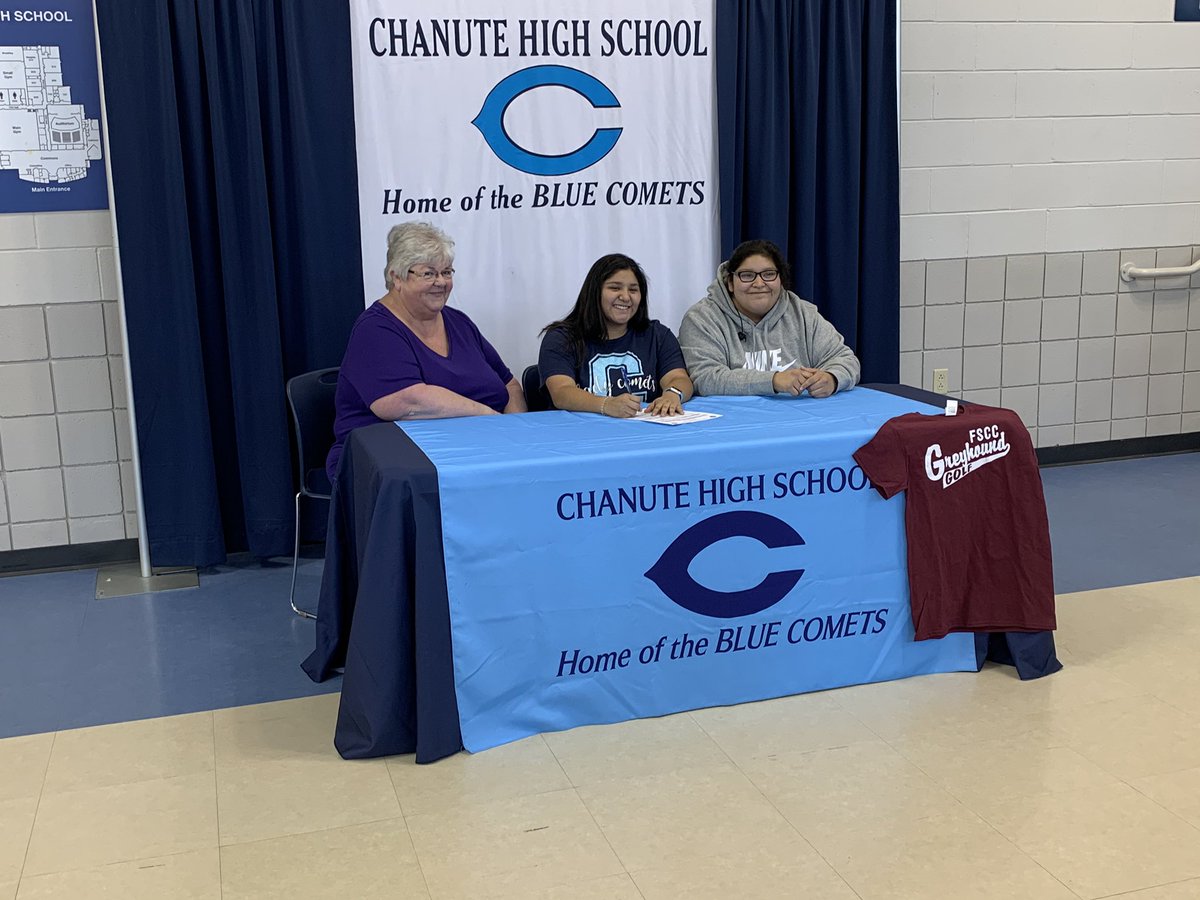fscc_golf's tweet photo. Congratulations to Lia Gutierrez for joining the team today! https://t.co/Gahotcc6ir