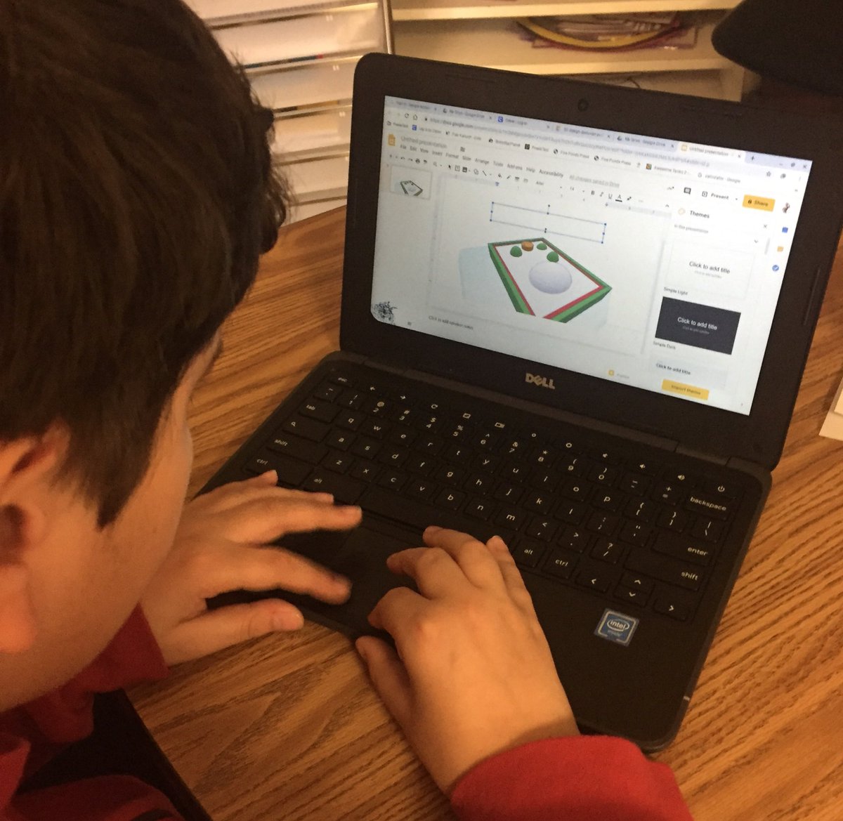 JB_Fred33's tweet photo. Awesome job 5th graders! Shout out to Ms. King and her great students who were excellent communicators and creative thinkers during our Cell Station Days! 3D models, vocabulary review, STEAM challenges, coding &amp; teamwork! Go Lions! @GlenLeaES #ESinnovate https://t.co/vJIakt8Mfw