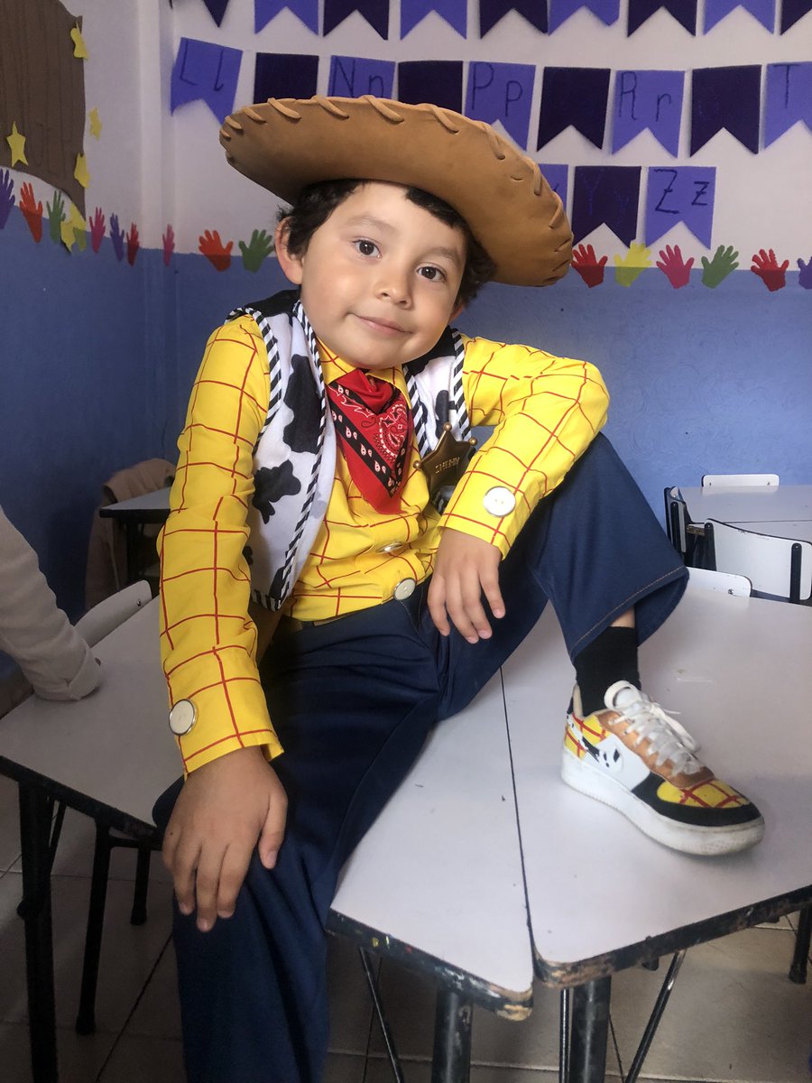 ajadawnl's tweet photo. my student brought the DRIP https://t.co/oFxXoZwfty