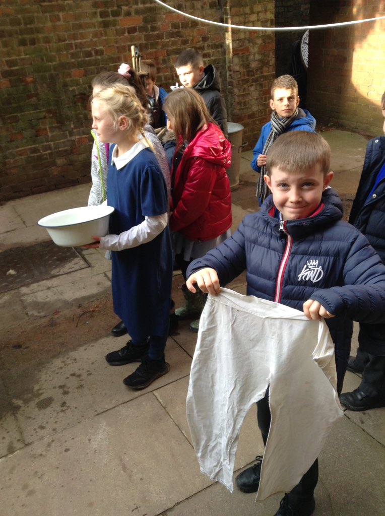 latimerprimary's tweet image. Year 5 stepped back in time this week @BeaumanorHall  to enhance our Victorian learning. #ClassCJ #ClassTJ #latimerhistory