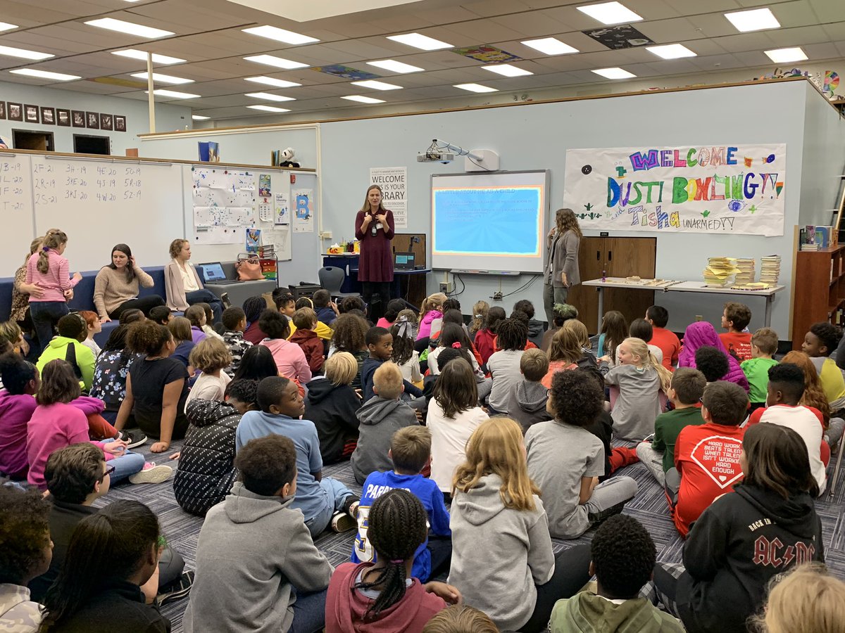 Dusti Bowling 🌵 tweet media