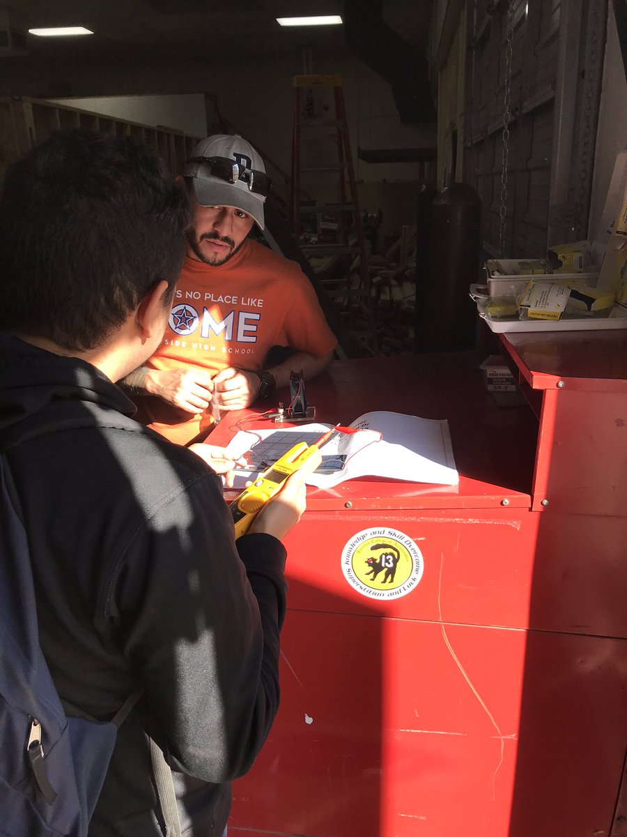 CTE_Counselor's tweet photo. The clouds finally broke away today in order to test solar panels. Students were measuring how much energy is needed to power a small fan. Learning today for a better future tomorrow!! https://t.co/bnrpsMANJM