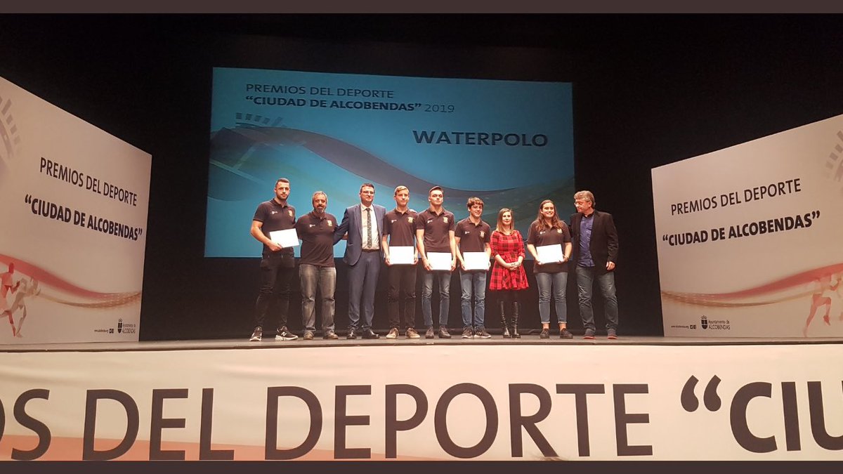 ENatacionBrains's tweet photo. El #equipo Senior Masculino #WPBrains premiado por su Ascenso a Segunda División Nacional po el @ALCBDS_Ayto 
@Colegio_Brains @fmn_oficial @RFEN_directo @motormecha 
@LaBrujulaNorte 

#vamosBrains #seguimoscreciendo https://t.co/60f6HvivJa