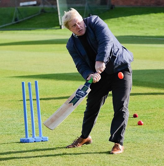 UScricketguy's tweet photo. PRESIDENT INCOMING! 🇺🇸 

Looks like a homerun for Trump v2 in Britland... 💇🏼‍♂️ #HomerunsOrNoRuns #MakingBritlandGreatAgain https://t.co/Li7SgRldTp
