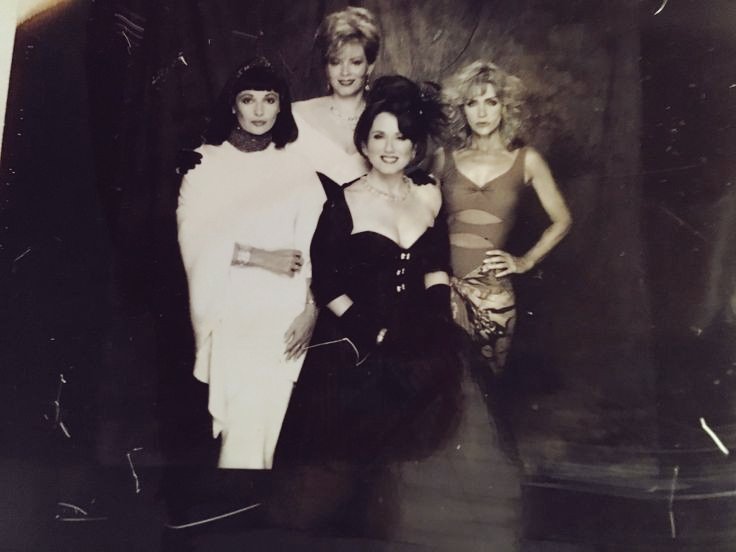 #TBT
#HighSociety was such a great and  hilarious show! Love it! 💕💃🏻👠💃🏼
#MaryMcDonnell #JeanSmart 
#StephanieBeacham #DonnaMills 
(📸 shared by Stephanie Beacham)