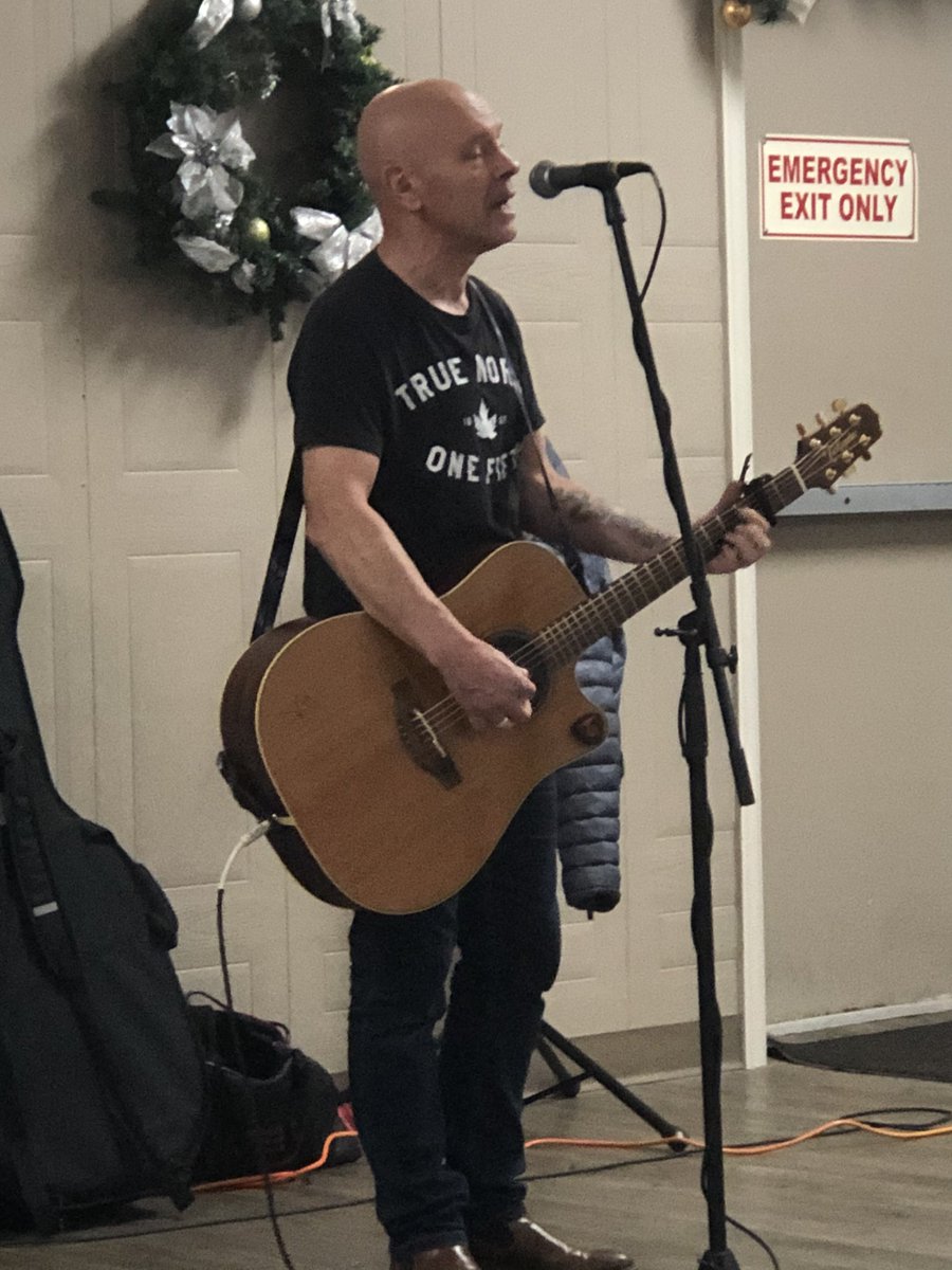 PamNParsons's tweet photo. Hats off to Musician @DamianFollett ! I admire the goodwill you demonstrate by ‘giving back’ through your music! Great to see you at the recent annual #NLConstructionAssociation Journal Launch. Keep up your great work! #GivingBack #FeedNL @TW_GovNL @_MusicNL_ @CBCNL https://t.co/s1vc2j6sKw