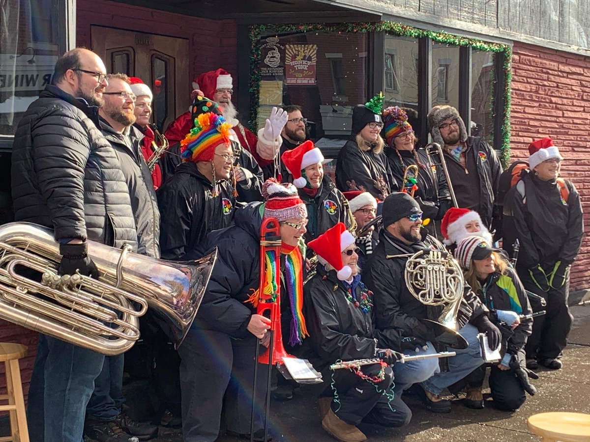 The Flower City Pride Band wrapped up their 25th year with several wonderful Holiday concerts! We also celebrated the achievements of our former president and artistic director, Andrew! Our new season kicks off in March 2020! Come join us!