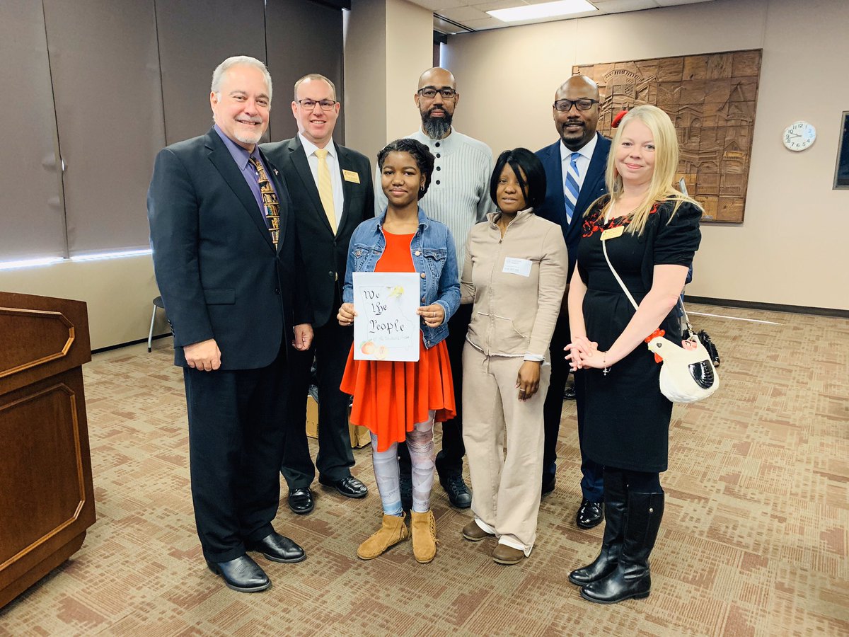 KatyKingTheArt's tweet image. General Ray Davis Middle School had two 8th grade artists honored today at the Georgia Department of Education Board Meeting for their art work focusing on the US Constitution and Georgia- #RCPSGoodNews #RCPSWorldClass @SuptWoods @OattsTerry @S_Stanton1023