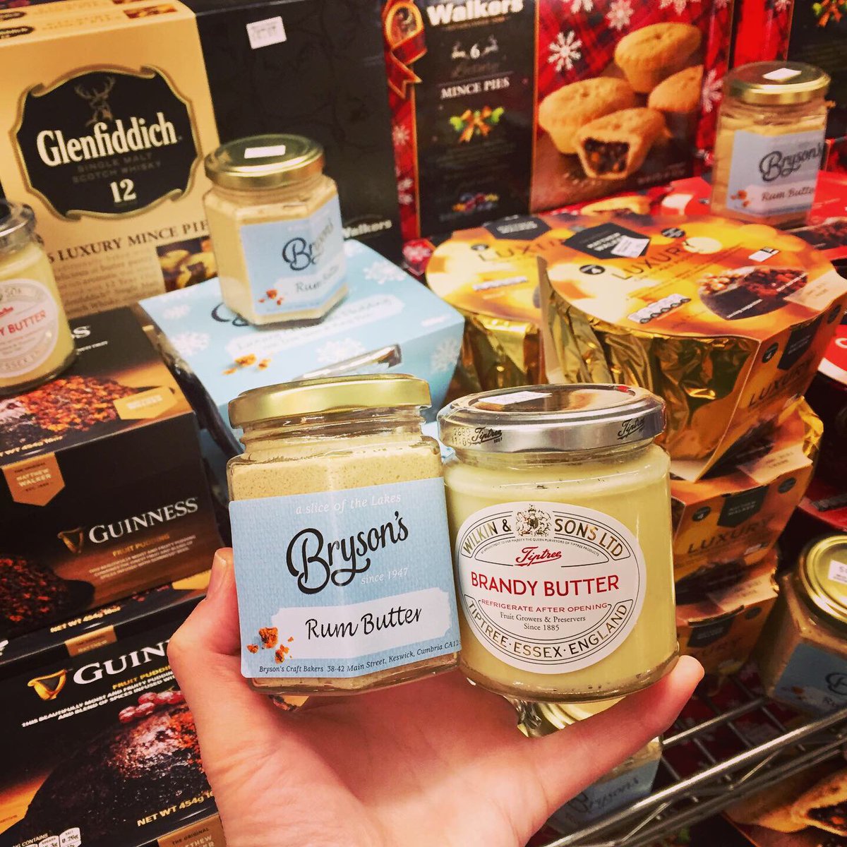 myersofkeswick's tweet photo. • They’ve arrived! 🎄🎁♥️
.
.
.
.
#brysons #wilkinandsons #shopsmall #myersofkeswick #britishness #christmascake #christmasinthecity #nycchristmas #nycfood #nyceats #nycfoodie #rockefellerchristmastree #itsbeginningtolookalotlikechristmas https://t.co/OgTAIvWcqi